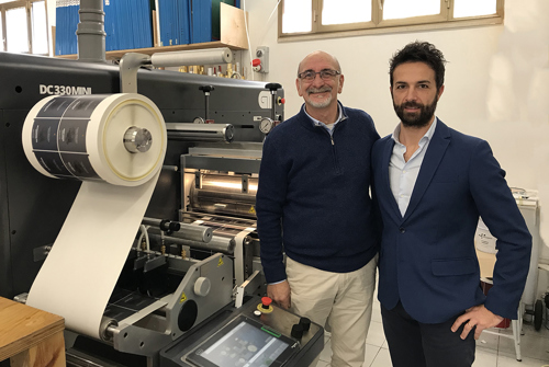 Foto Dc330 Mini Cut Website