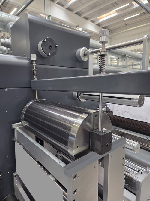 Roll Lifter Cylinder Yoke 2